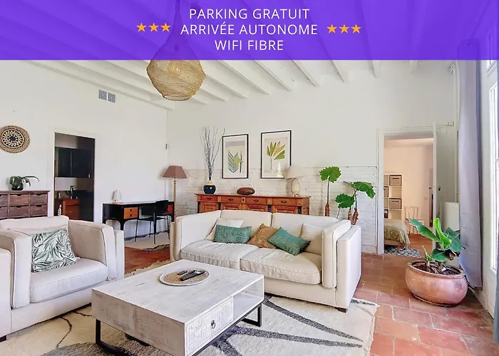 Le Relais De Fleyres - Gite Authentique Avec Jardin, Parking Et Wifi